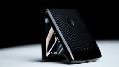 The Motorola Razr 2 is coming with a bigger display